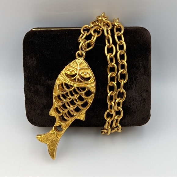 Statement Gold Tone Mid-Century Modern Fish Pendant 2.5" on a Long Chain 32' - Picture 4 of 10